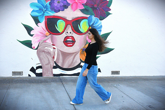 Rafiga and Mural