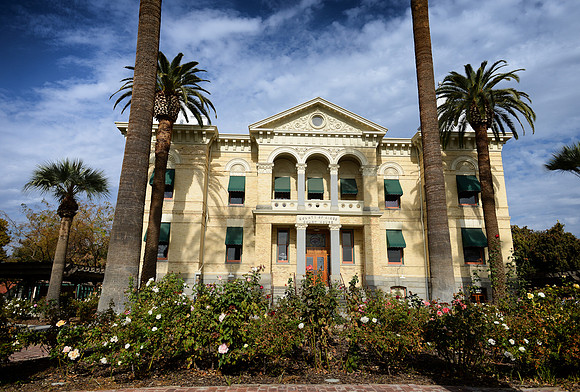 Old Hanford Courthouse