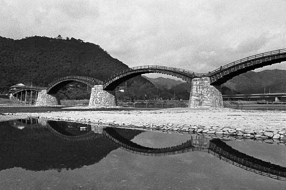 Kintai Castle overlooking Kintai-Kyo Bridge, Iwakuni Japan