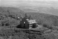 Mine shaft building