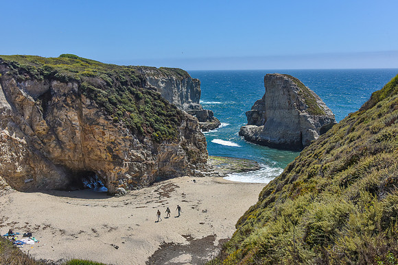 Shark Fin Cove